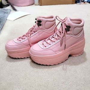 Rose First Place Flex Platform pink sneakers